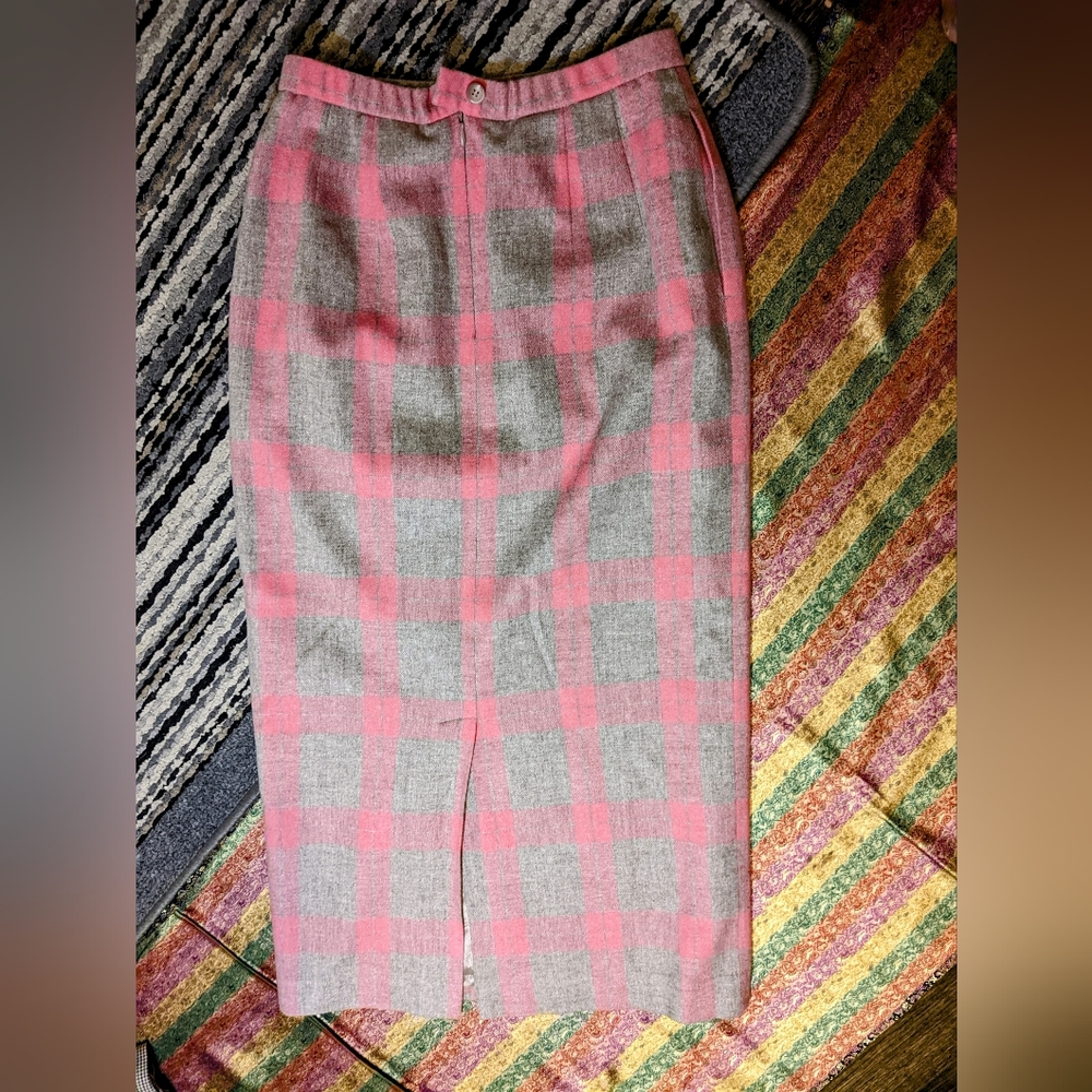 Pendleton - Picture 2 of 3